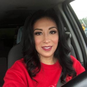 Meet your Posher, Norma